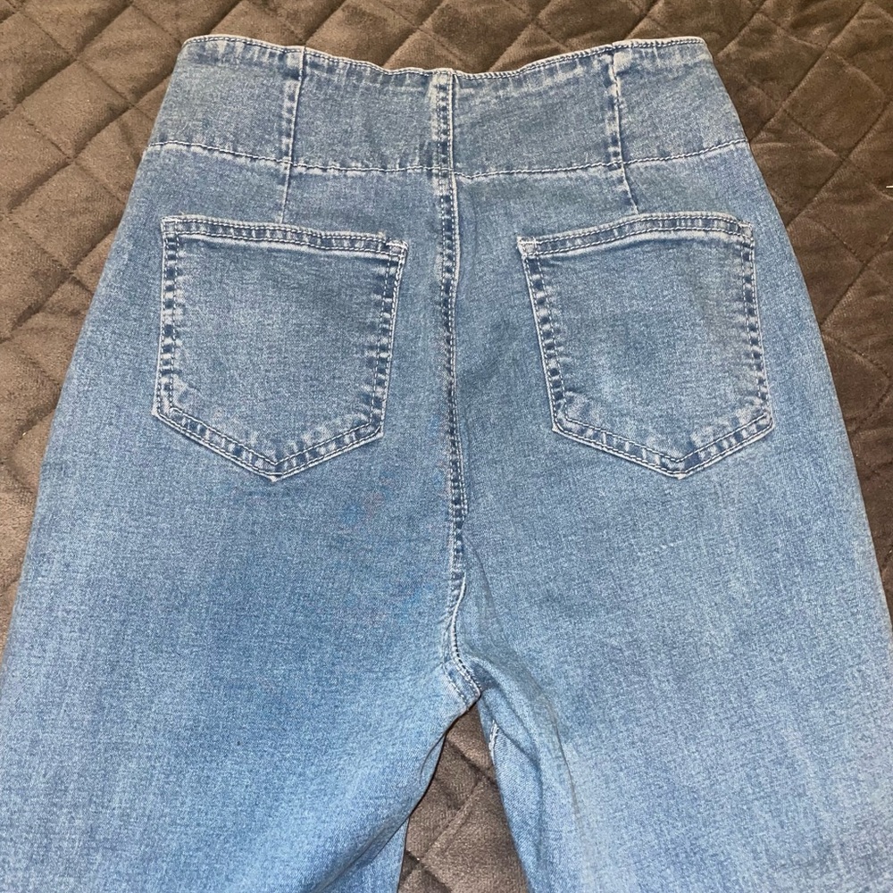 Bell bottom pants - Picture 3 of 3
